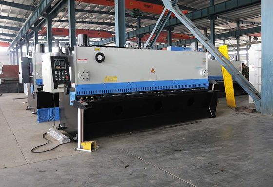 Máy cắt thủy lực CNC khí nén Hệ thống QC11K-1X3200 E21S