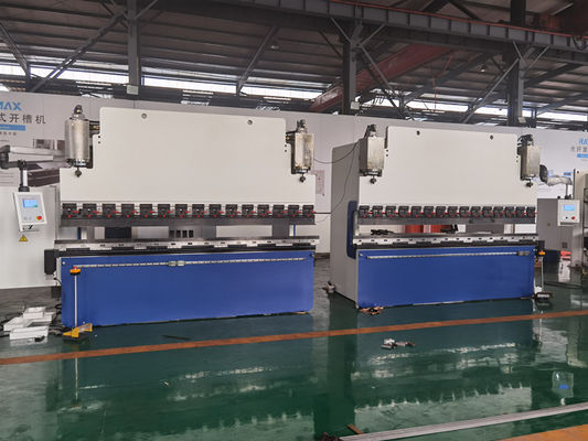 Dây chuyền sản xuất cột đèn đường 4mm Tandem Press Brake 6000mm