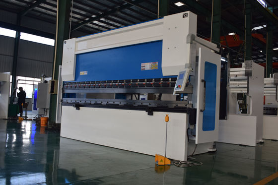 Phanh ép thủy lực 8 trục CNC 110 tấn 3200mm Delem DA66T với trục Y1 Y2 X1 X2 R1 R2 Z1 Z2