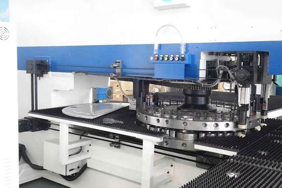 Máy dập tháp CNC loại Servo với chỉ số tự động 30 tấn