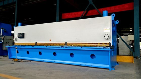 Máy cắt thủy lực CNC QC11K 20x6000 16 * 8000mm Tấm kim loại 6m 8 mét